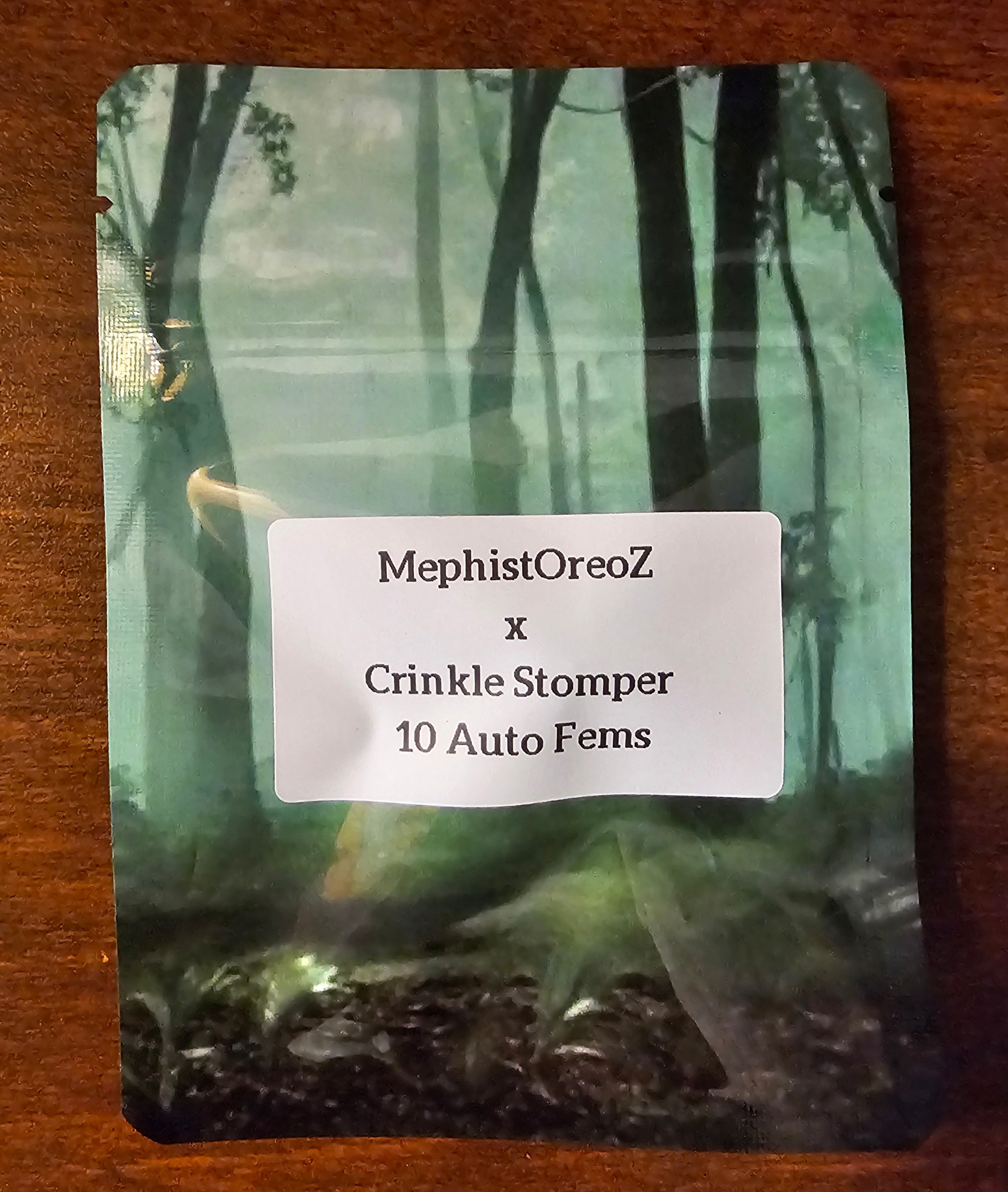 MephistOreoz x Crinkle Stomper - AUTO FEMINIZED